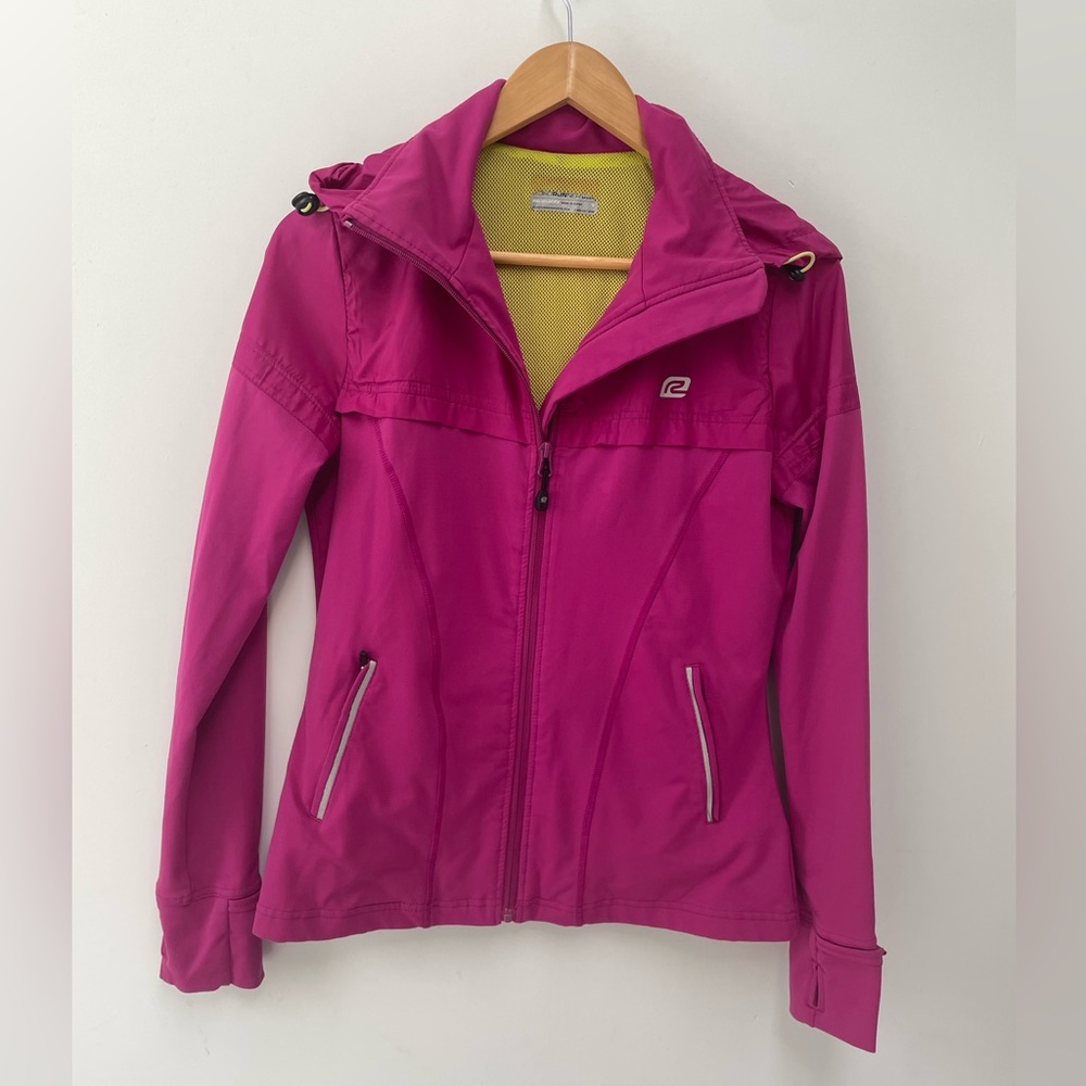 Roadrunner Women’s Sports Rain Jacket  Fuchsia/Neon Yellow Size:S